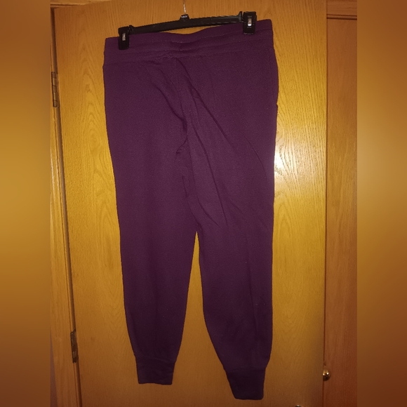 Women's size medium,  Athletic Works sweatpants - Picture 2 of 3